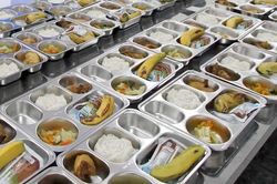 Indonesia: Khoảng 2.000 người nghi ngộ độc sau khi dùng bữa ăn miễn phí