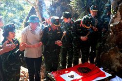 Không để đồng đội nằm lại phía sau