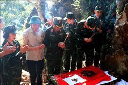 Không để đồng đội nằm lại phía sau