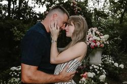 Sau 3 tháng, một khách mời tiết lộ sự thật về lễ cưới 'điên rồ' của Taylor Swift