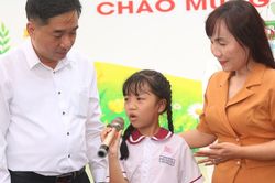TPHCM: Ngày hội 'Tiếp sức đến trường - Cùng em vững bước'