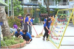 Phường Quang Trung ra quân tổng vệ sinh môi trường
