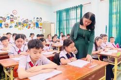 Học 2 buổi/ngày có phải kéo dài thời gian học của học sinh?