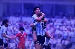 Từ Maradona đến Messi: Khoảng trống mang tên số 10