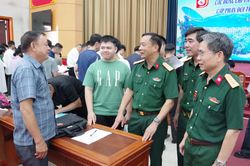 Trường Sĩ quan Thông tin tiếp nhận học viên khóa ĐH33