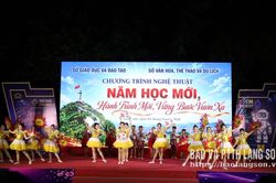 Chương trình nghệ thuật chào năm học mới tại không gian văn hóa đường Hùng Vương