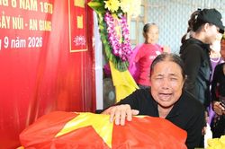 Nghẹn ngào ngày liệt sĩ trở về sau gần 50 năm xa cách