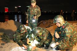 Xử lý an toàn 2 quả bom còn sót lại sau chiến tranh
