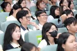 10 trường trung học phổ thông có nhiều học sinh trúng tuyển Trường Đại học Y khoa Phạm Ngọc Thạch