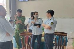 Cà Mau phát hiện cơ sở kinh doanh gạo vi phạm nhãn hàng hóa
