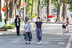 Dự báo thời tiết Hà Nội hôm nay 6/9: Ngày nắng, đêm mưa vài nơi