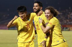 Sông Lam Nghệ An thắng Bắc Ninh 1-0: Thẻ đỏ, phạt đền định đoạt trận đấu