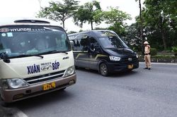 Chiến dịch tổng kiểm soát xe kinh doanh vận tải: Siết quản lý, lập lại trật tự trong hoạt động vận tải