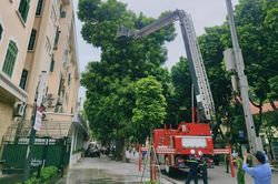 Thực tập phương án chữa cháy, cứu nạn, cứu hộ tại Bệnh viện Đa khoa Xanh Pôn