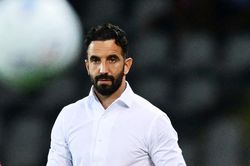 Amorim tiếp tục bất bại với AC Milan