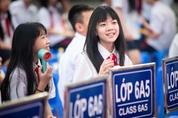 Bộ GD&ĐT sẽ sửa đồng bộ chương trình, sách giáo khoa