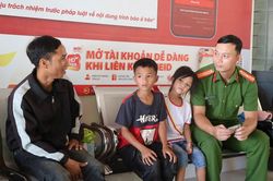 Để mỗi gia đình đều có 'chìa khóa số'