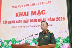 Bồi dưỡng nghiệp vụ cán bộ, nhân viên xăng dầu toàn quân