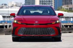 GALLERY] Toyota Camry 2027 giá 'mềm' hơn, hybrid sẽ là lựa chọn duy nhất
