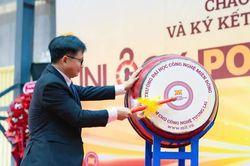 Trường Đại học Công nghệ Miền Đông khai giảng năm học mới