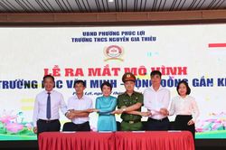 Gắn kết nhà trường, gia đình và cộng đồng xây dựng trường học an toàn