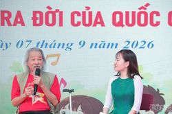 Học sinh Hà Nội nghe con trai Văn Cao kể chuyện về người viết Quốc ca