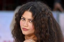 Hành trình tỷ USD của Zendaya