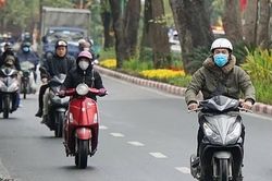 Miền Bắc đón đợt không khí lạnh đầu tiên, miền Trung mưa lớn