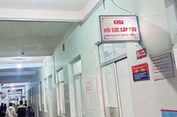 Người đàn ông đâm chết nữ chủ quán ăn rồi uống thuốc trừ sâu tự sát
