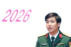 Thượng tá Lương Hoàng Giang nhận thêm nhiệm vụ