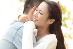 Từng trải trong tình yêu có khiến phụ nữ khó chung thủy?