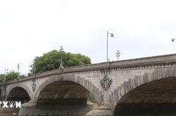 Mực nước sông Thames của Anh xuống thấp nghiêm trọng