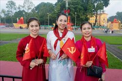 Nuôi dưỡng tình yêu quê hương từ tiếng mẹ đẻ