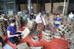 Chuyển hóa chương trình, nghị quyết thành mô hình và kết quả cụ thể