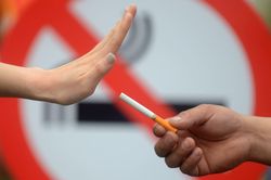 Trung Quốc phát động thử thách cai thuốc lá trong 90 ngày