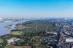 Quy hoạch đại lộ cảnh quan sông Hồng: Không 'xóa sổ' làng xóm, ưu tiên tái định cư tại chỗ