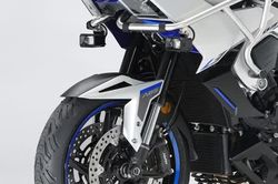 Môtô 3 xi lanh dung tích 699cc, trang bị ấn tượng, giá hơn 150 triệu đồng
