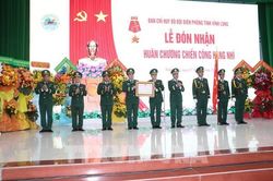 Bộ đội Biên phòng Vĩnh Long đón nhận Huân chương Chiến công hạng Nhì
