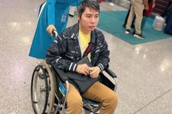 Hình ảnh NSND Công Lý trong bệnh viện
