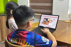Thị trường đồ chơi trung thu sôi động trên “chợ mạng”