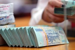 Tổng dư nợ tín dụng của TP. Hồ Chí Minh và TP. Đồng Nai hơn 6,3 triệu tỉ đồng, tăng 9%