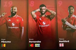 Man Utd lạc lối, Arsenal và Man City tăng tốc