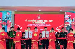 Kỳ 1: Mở cánh cửa tương lai cho học sinh vùng biên