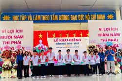 Các đơn vị Tổng công ty Phát điện 2 chung tay tiếp sức đến trường đầu năm học mới
