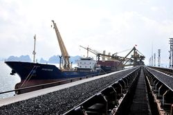 TKV vững nền tảng chính trị, giữ nhịp sản xuất, tạo đà bứt phá những tháng cuối năm
