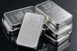 Ngày 7/9: Giá bạc trong nước và thế giới liên tục biến động