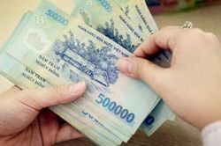 Người lao động nghỉ việc trước ngày trả lương, doanh nghiệp khấu trừ 10% hay tính thuế lũy tiến?