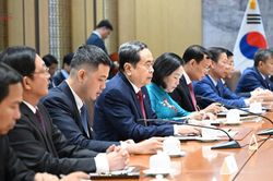 Chủ tịch Quốc hội Trần Thanh Mẫn hội đàm với Chủ tịch Quốc hội Hàn Quốc Cho Jeong Sik