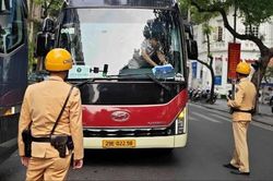 Tuyên truyền, xe khách chấp hành nghiêm quy định về trật tự, an toàn giao thông