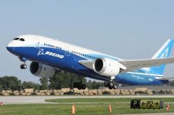 Boeing đối mặt với nguy cơ lỗ chồng lỗ